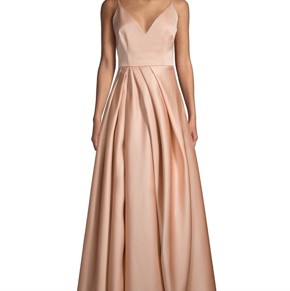 Beta v neck pleated gown - Picture 3 of 6